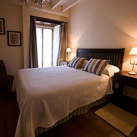 Las Casas Rurales Huerta San Benito Villamayor  Chambre photo