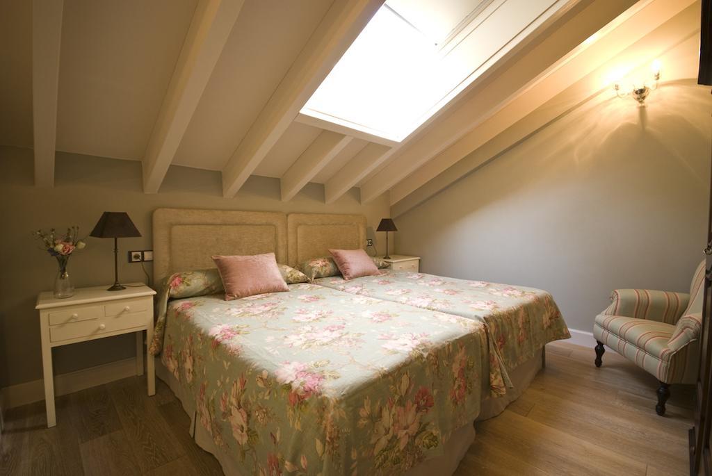 Las Casas Rurales Huerta San Benito Villamayor  Chambre photo